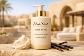 Butelka balsamu do ciała Shea Sand z pompką i wanilią na kamiennym blacie