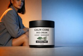 Wizualizacje produktowe kosmetyków.