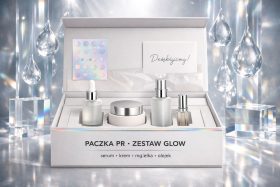 Zestaw kosmetyków Glow w białym opakowaniu z serum, kremem, mgiełką i olejkiem
